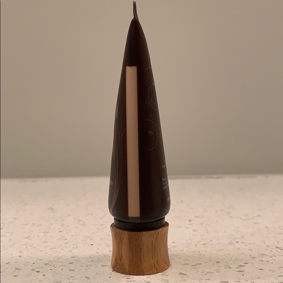 Tarte Amazonian Clay Full Coverage Foundation 16B - Picture 4 of 5